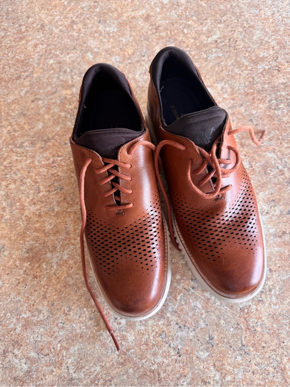 Cole Haan Men's Cognac Perforated Leather Oxfords size 7.5